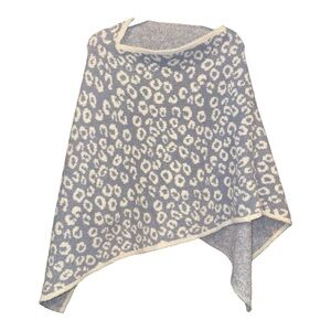 ComfyLuxe Leopard Print Knit Poncho Gray Cream Microfiber One Size AR40